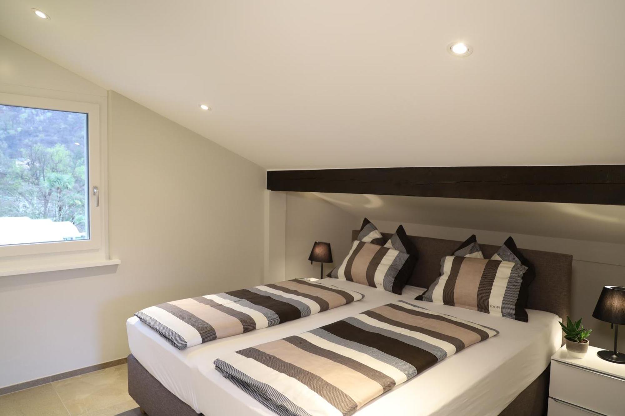 Casa Quattro Fiumi Apartment Tegna Luaran gambar